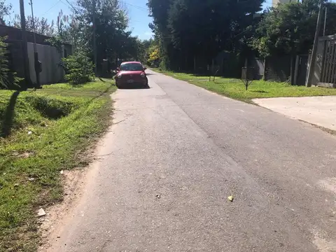 Casa 2 ambientes con 1 baño