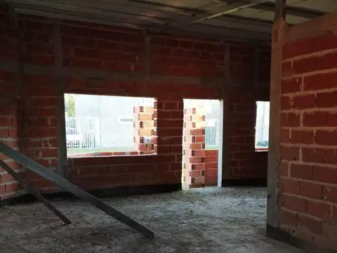 CASA EN VENTA CITY BELL A TERMINAR