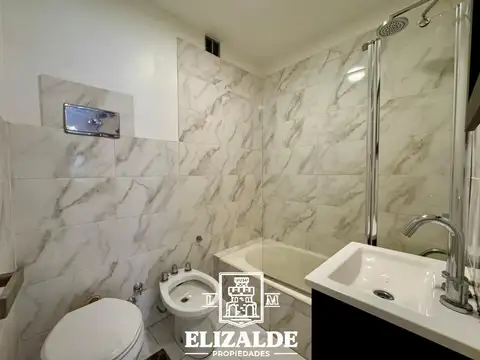 Suipacha y Arenales - Monoamb Impecable - Alquiler en Retiro