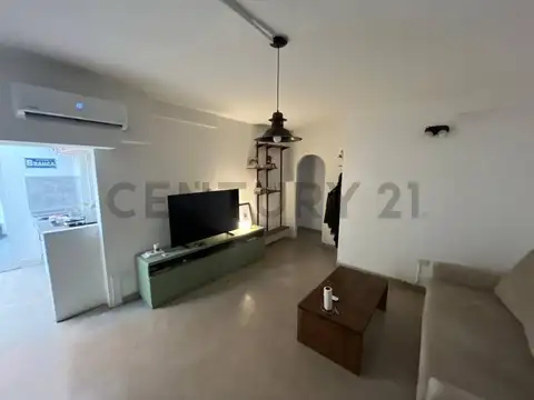 VENTA DEPARTAMENTO PH 3 AMBIENTES CON PATIO Y TERRAZA PROPIA - ADROGUE