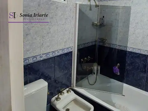 CASA DE 5 AMBIENTES EN VENTA- Villa Tesei