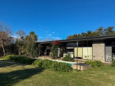 Casa Chalet  en Venta en Comarca del Sol, Exaltación de la Cruz, G.B.A. Zona Norte