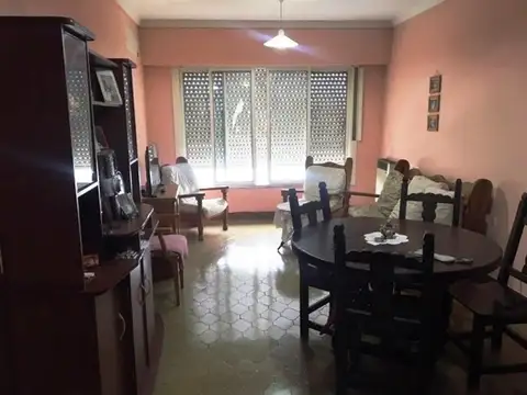 1º De Agosto 5100