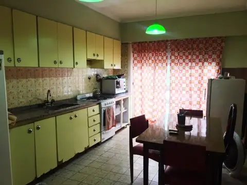 Depto Tipo Casa en Venta de 4 ambientes