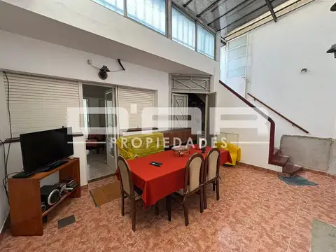Venta Ph 4 Ambientes Con Cochera, Patio Y Terraza - Guardia Nacional 900