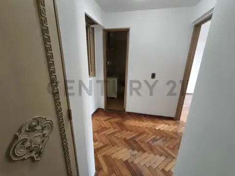 Departamento en Venta en Balvanera, USD 75.000