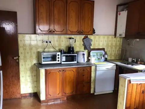 Depto Tipo Casa en Venta de 5 ambientes