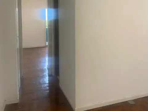 DPTO 2 AMB. CONTRAFRENTE VISTA ABIERTA CON COCINA SEPARADA