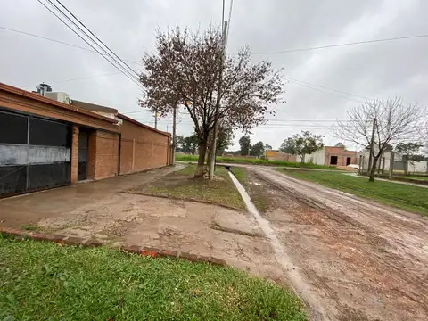 Casa en Venta en Deolindo Felipe Bittel, USD 35.000