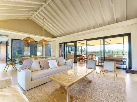 Casa en Alquiler Temporal en Manantiales, USD 1.111