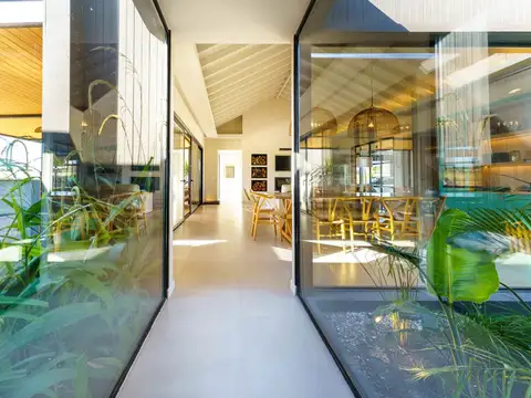 Casa en Alquiler Temporal en Manantiales, USD 1.111