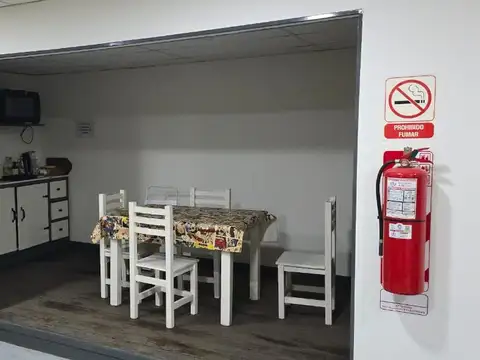 Galpon en Venta 39  mts Fondo