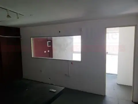 EXCELENTES LOCALES EN VENTA EN CASTELAR