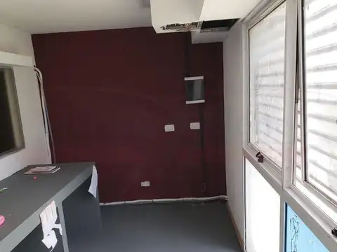 Local en Venta en Castelar, USD 365.000