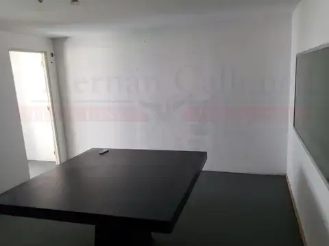 Local en Venta en Castelar, USD 365.000