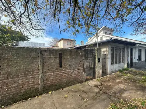 3 de febrero 7100, Piso 0