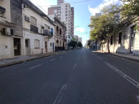 VENTA INTERNO 3 DORMITOIOS - EXCELENTE UBICACIÓN