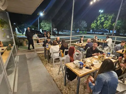 Fondo Comercio en Venta 25 años