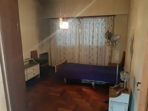 CASA 4 AMBIENTES EN VENTA LOMAS DE ZAMORA