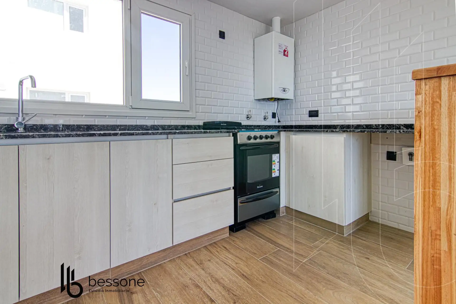 Departamento 2 amb, 62m² con balcón y vista al mar — Punta Mogotes