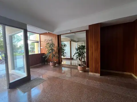 Depto. venta  piso 13, luminoso, vista varias orientaciones