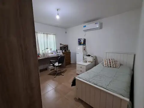 CASA EN VENTA Y MONOAMBIENTE EN GUAYMALLEN MENDOZA