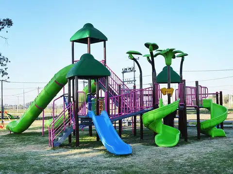 Terreno en Venta 300  mts Fondo
