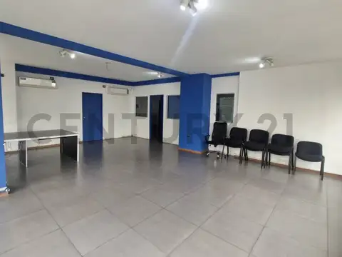 Gavilán 1200, Piso 1