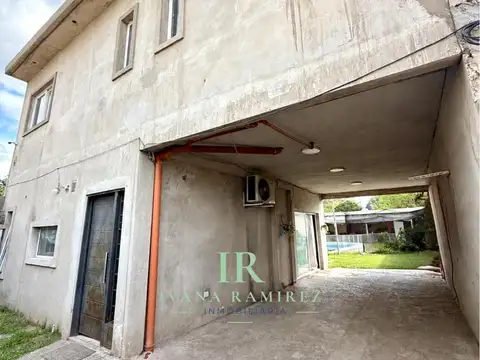 Se Vende Casa de 4 Ambientes con Pileta en Francisco Álvarez, Moreno - ESCUCHA OFERTAS -