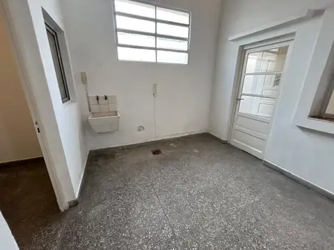 Depto Tipo Casa en Alquiler de 1 dormitorio