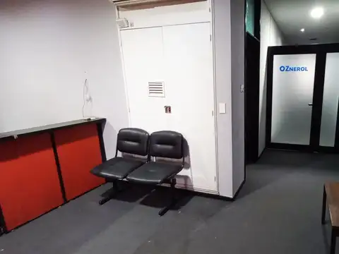 Oficina en Venta al Oeste