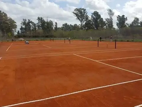 Terreno en Venta en Longchamps, USD 37.000