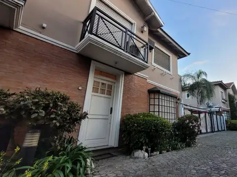 ALQUILER DUPLEX 3 AMB. PATIO. COCHERA. TEMPERLEY