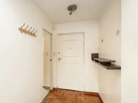 Federico Lacroze 2700, Piso 1
