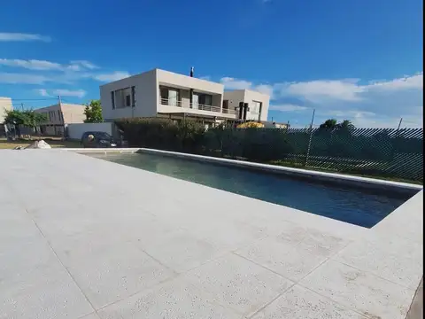 LOTE 12 x 45 c/ pileta | Barrio Don Carlos - José Hernández