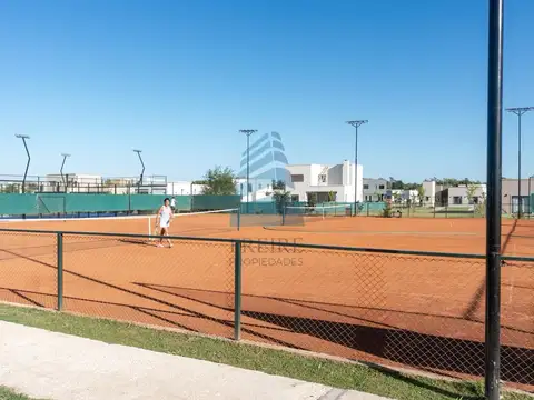 Terreno en Venta 33  mts Fondo