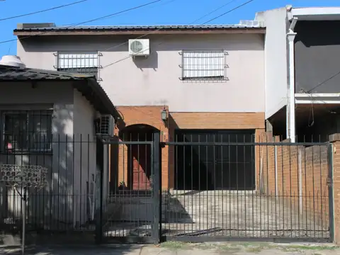 DUEÑO VENDE , CASA EN TIGRE