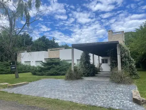 Casa en Venta de 4 dormitorios
