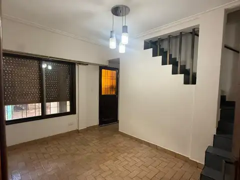DEPTO T/CASA EN ALQUILER AVENIDA MITRE 5200 V.DOMINICO