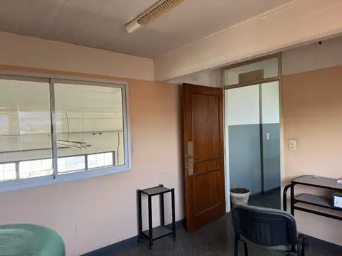 Local en Venta en Tapiales, USD 450.000