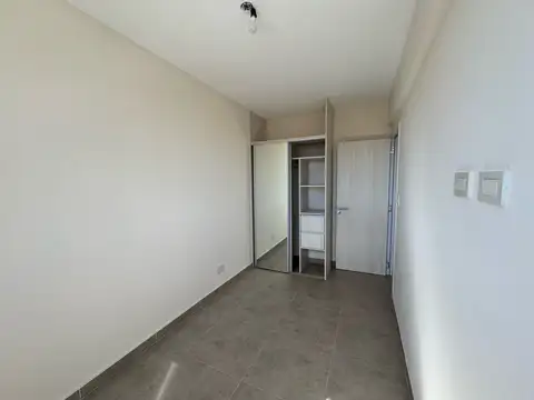 Departamento en  Ov lagos al 400 - 2 dormitorios con cochera y amenities