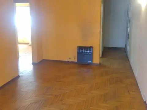 Av. Ricardo Balbín 1835