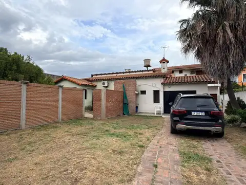 CASA EN VENTA GONZALEZ CATAN