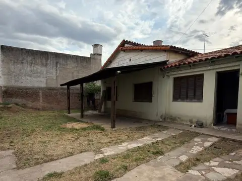 Casa 6 ambientes con 3 baños