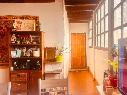 Casa 7 ambientes con 5 baños