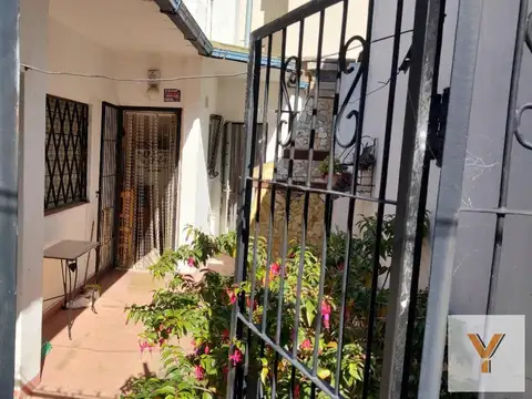 PH en venta - 2 Dormitorios 1 Baño - 49 mts2 - Santa Teresita 