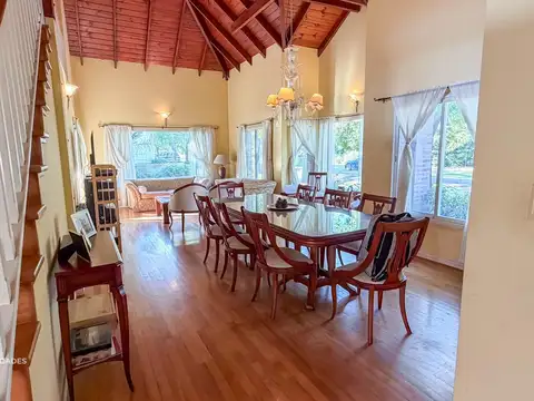 Casa en Venta al Este