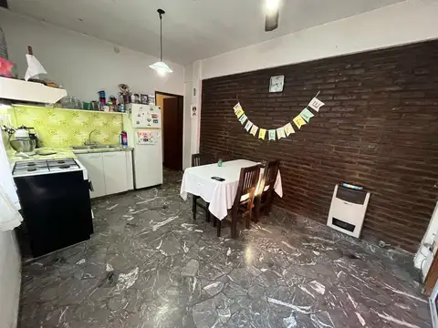 Casa en Venta en Castelar Sur, USD 98.000