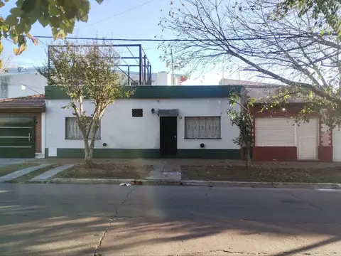 PH TIPO CASA , VENTA , 3 AMBIENTES , TEMPERLEY , TERRAZA Y PATIO PRIVADO
