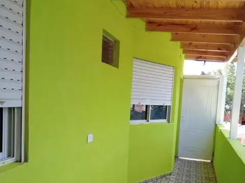Depto Tipo Casa en Alquiler de 2 ambientes